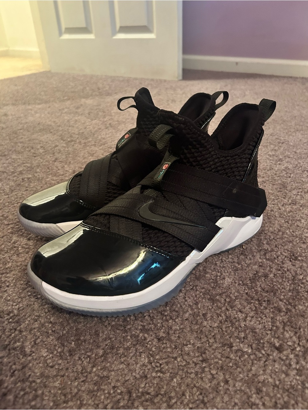 Mens 9 Black Nike LeBron Soldier 12 SFG